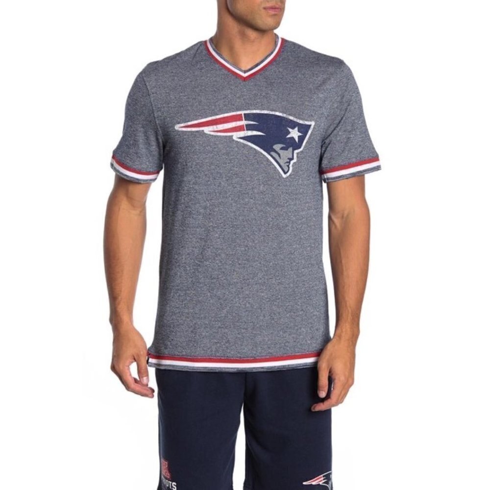 NFL Mens New England Patriots Football Gray Short Sleeve V Neck Top Sz XL New